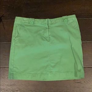 Vineyard vines grass green mini skirt.. size 12